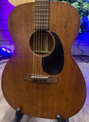 Martin Guitars - 000-15M Solid Mahogany Acoustic Guitar